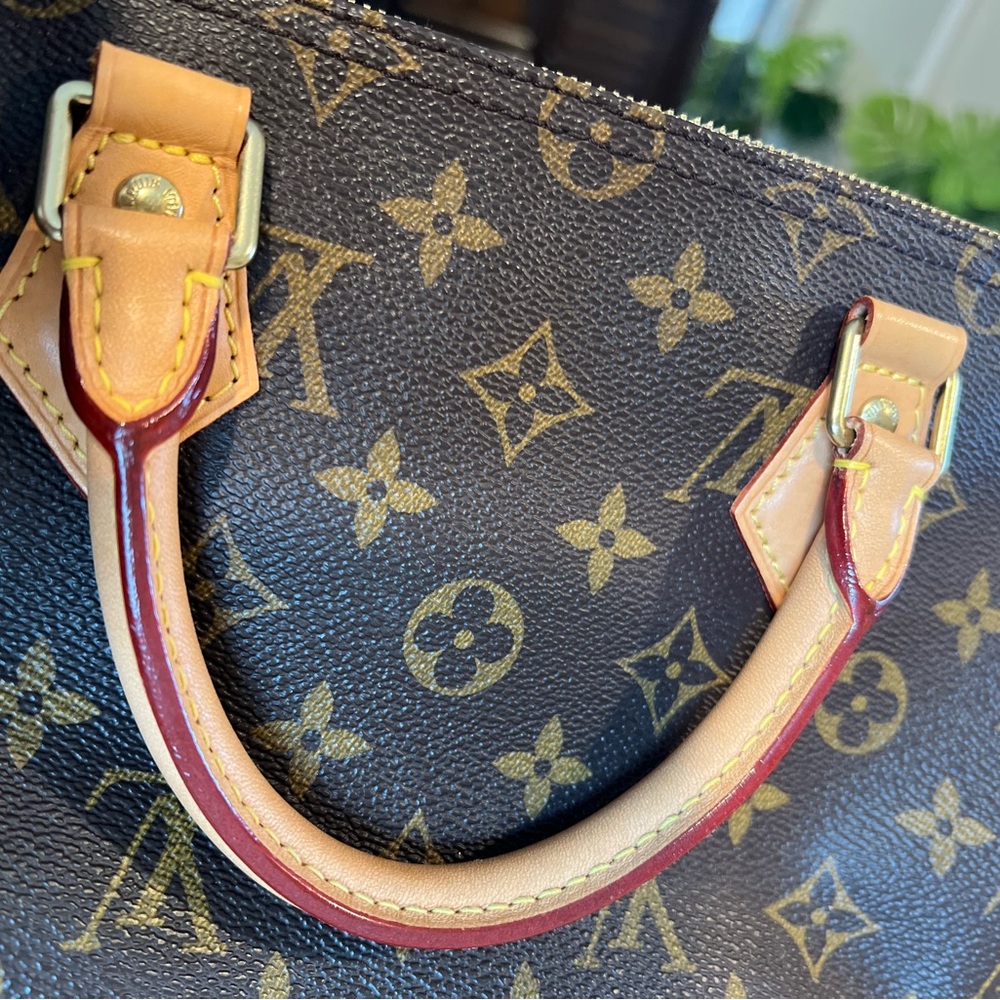 Authentic Louis Vuitton Speedy 35